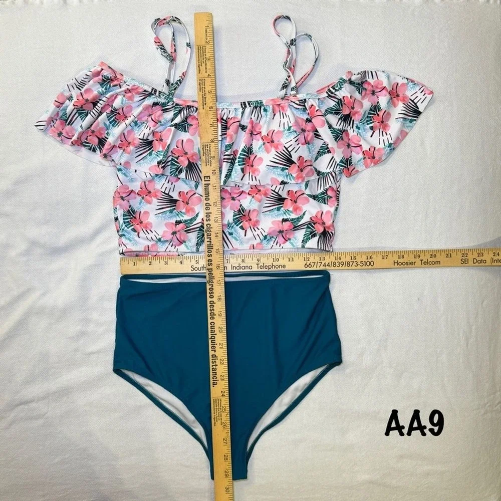 2 piece Off the Shoulder‎ High Waist Tropical Bikini Size Medium NWOT Swimsuit